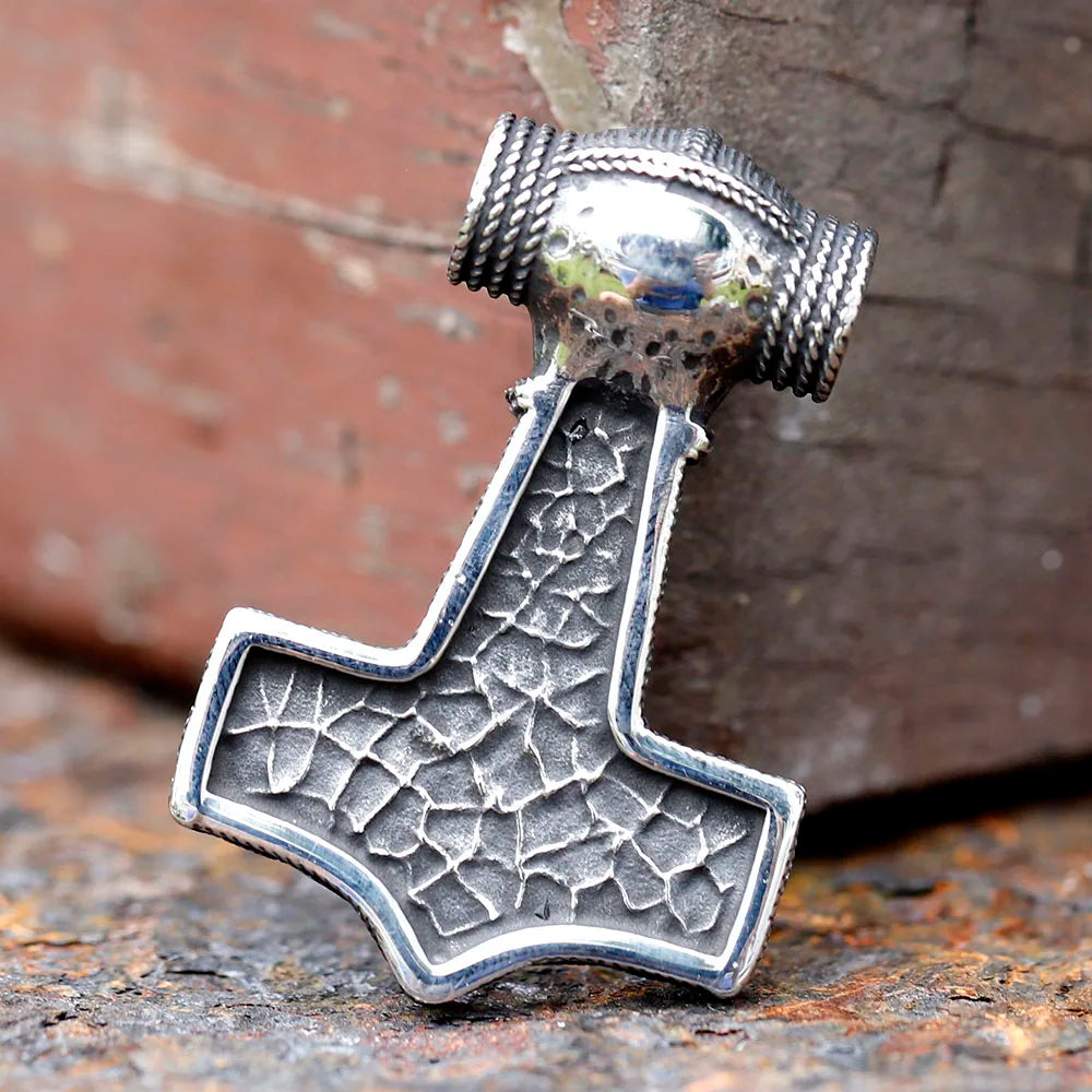 2023 New Design 316L Stainless Steel Viking Amulet Nordic Mjolnir Thor's Hammer Pendant Owl pattern Pendant Gift free shipping